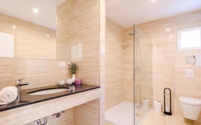 Luxury Villa White Velvet with Pool