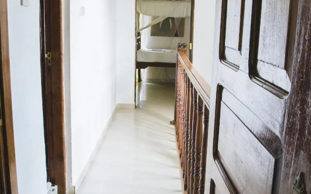 Moonshine Uroa Boutique Hotel
