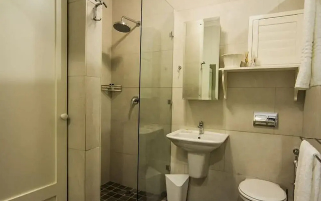 Maison - H Guest House