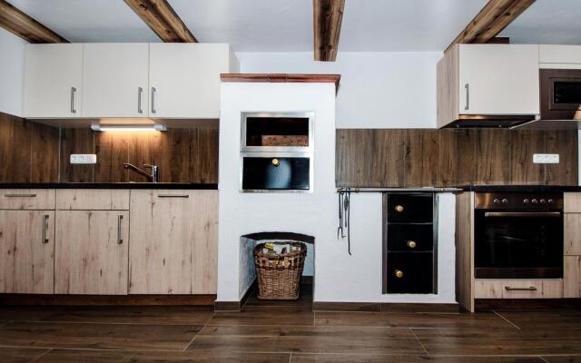 Cozy hut in Pinzgau with Finnish sauna