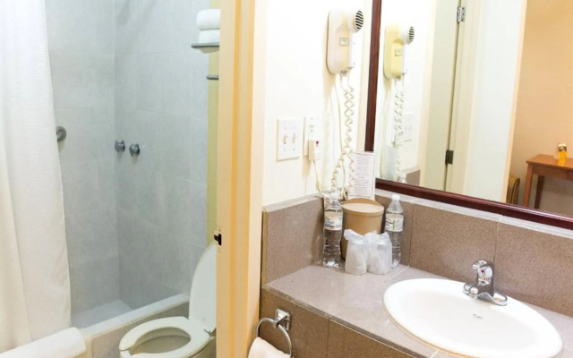 Hafersons Inn Hotel & Suites