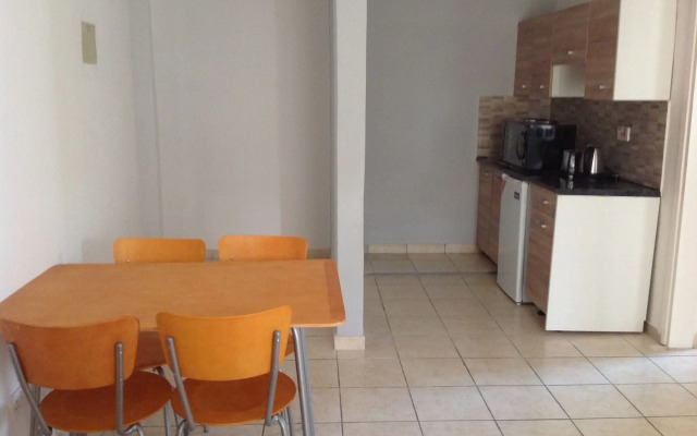 Alecos Hotel Apartments