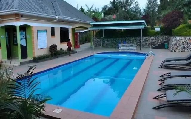 Lorycon Hotel