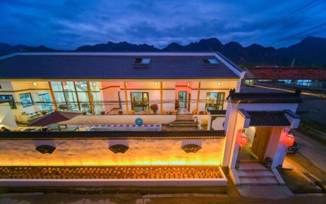 Yanqing Yiange Apartment