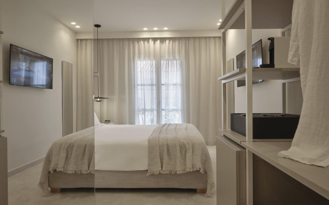 Doryssa Method Hotel
