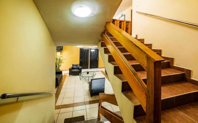 OYO Hotel Bugambilia San Luis Potosi