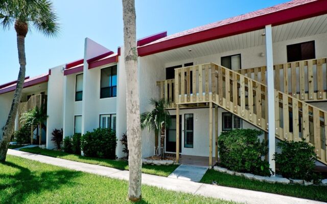 Runaway Bay Resort by BBG