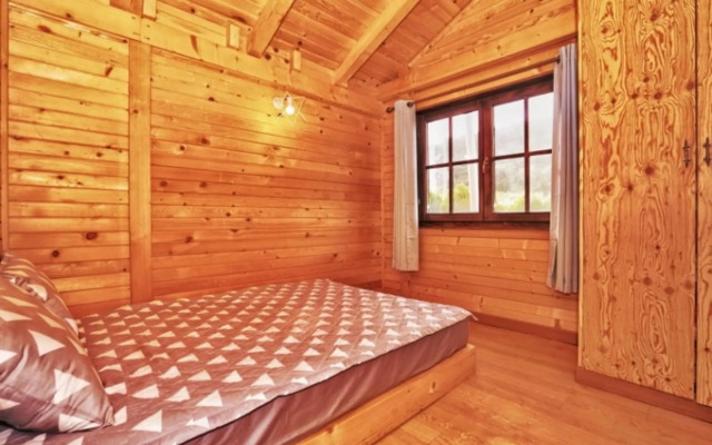 Buan Hosugatongnamu Pension