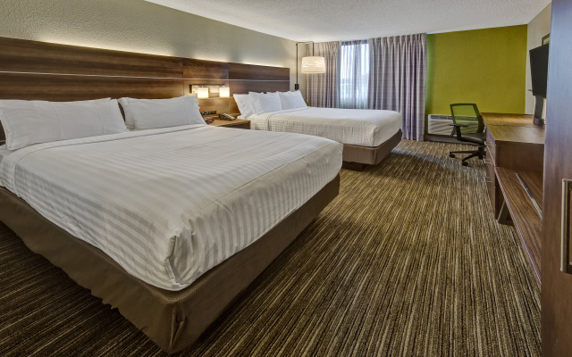 Holiday Inn Express Louisville Airport Expo Center by IHG