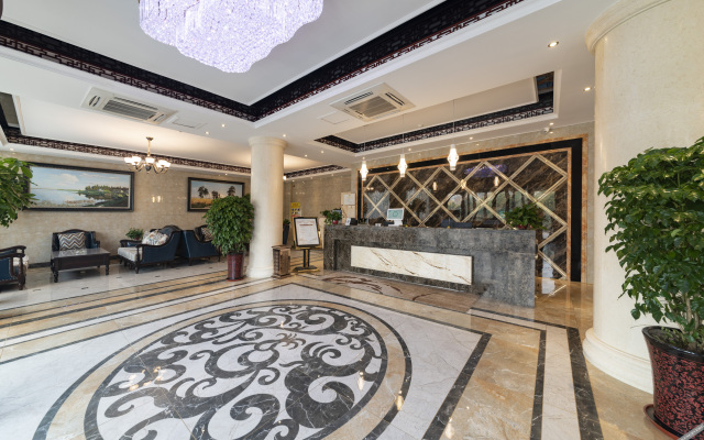 qingzhu Jinyue Hotel (Kuangshan Automobile Great World, Shanghai, Jinan)