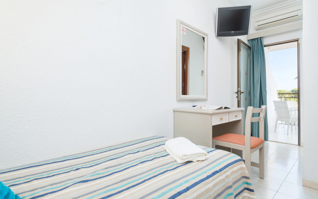 Hotel More