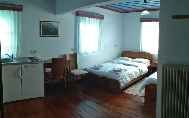 Guesthouse IRO