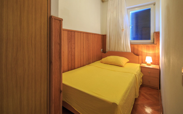 Holiday house Ante - 6m from the sea Seget Vranjica, Riviera Trogir