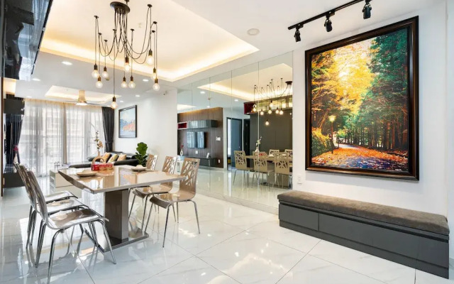 Scenic Valley Condotel