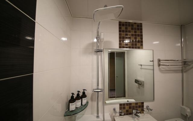 Brown Dot Hotel Cheonan