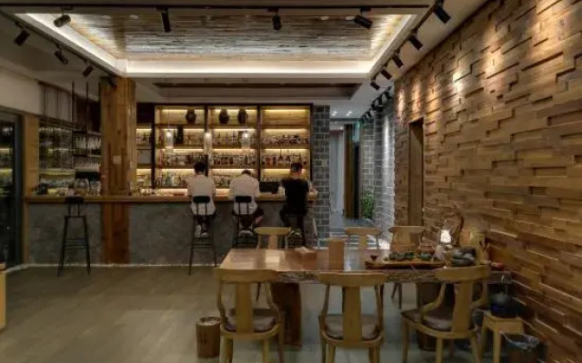 Hanshe Huitang Hotel