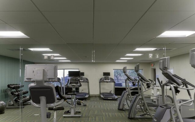 Holiday Inn Express & Suites Tampa East - Ybor City by IHG