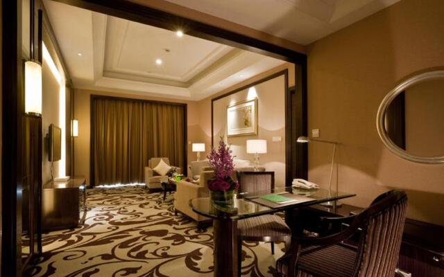 Howard Johnson Hotel Tongfang Plaza Zhuji