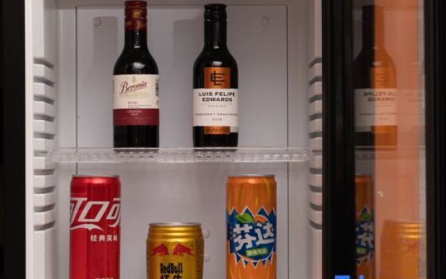 Yuxi Huaning Guanghua Hotel (Ningzhou Park)