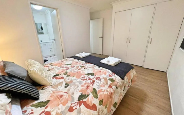 Beautiful & enclosed, 1 bd 1 bth - close to CBR Hospital