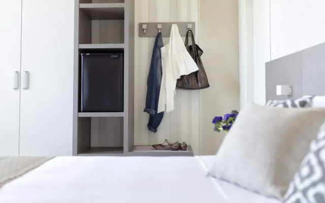 Little Hotel