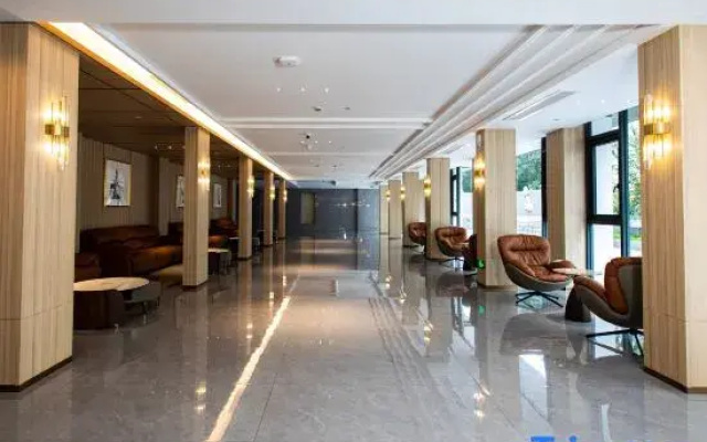 Yunqi Academy  B&B (Wutong Mountain Store)