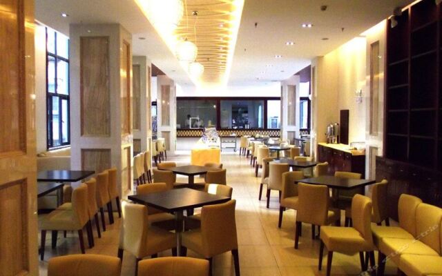 Kunming Baohai Mingzhu Hotel