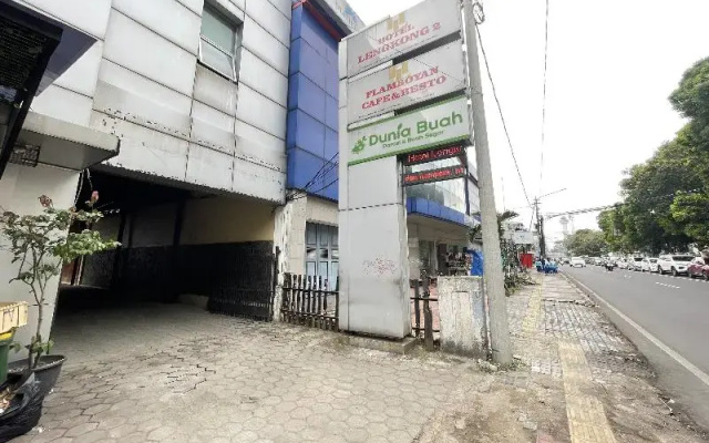 Hotel Lengkong 2