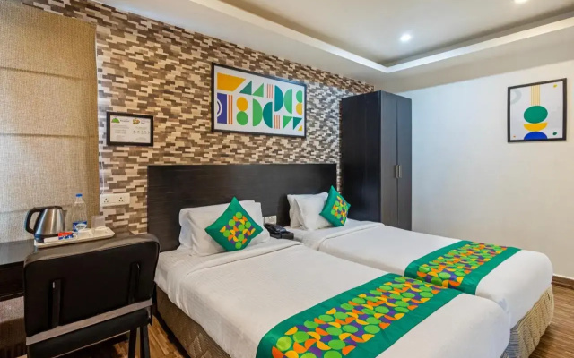 Twin Star Hotel