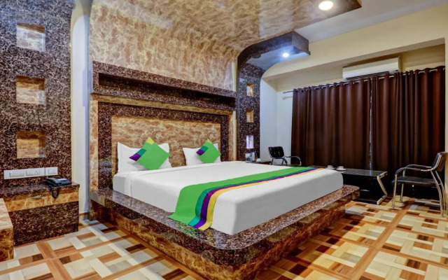 Octave Nest Inn