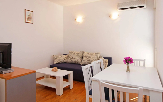 Apartments Vala