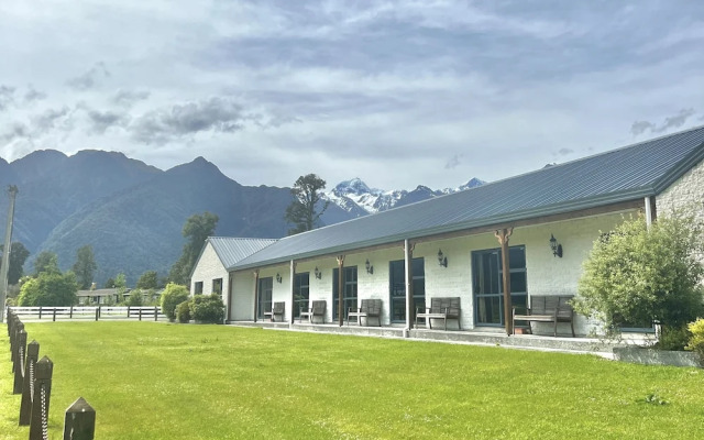 Mt Cook View Motel - Fox Glacier