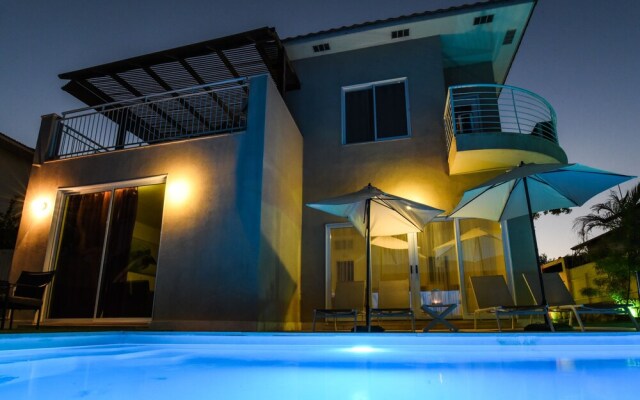 Villa Or - Heated Pool