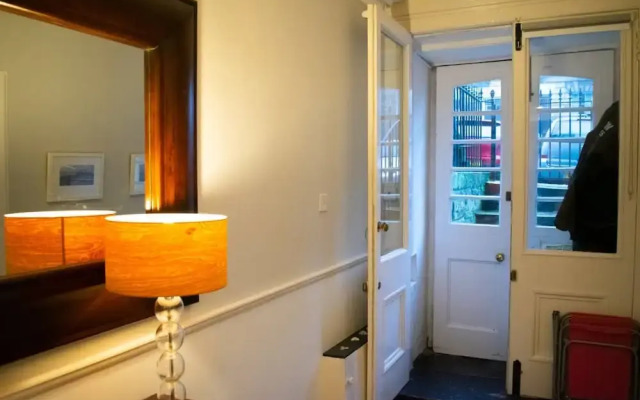 Homely and Traditional New Town Property-2 Bedroom