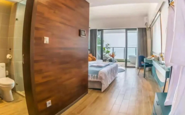 Yi Shu Jing Pin Holiday Hotel