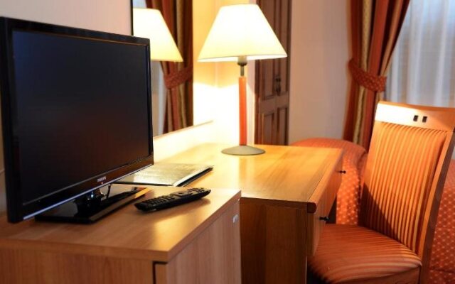 Hotel Ristorante Taverna Verde