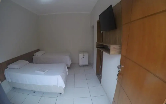 Hotel 2 Irmaos