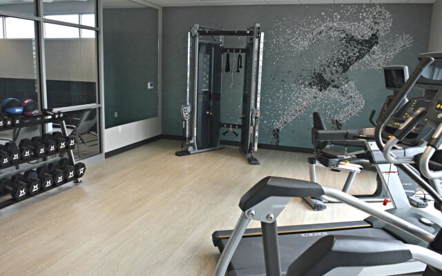 Best Western Plus Bolivar Hotel & Suites