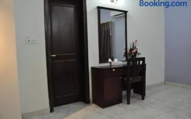 Sahara Hotel Apartment