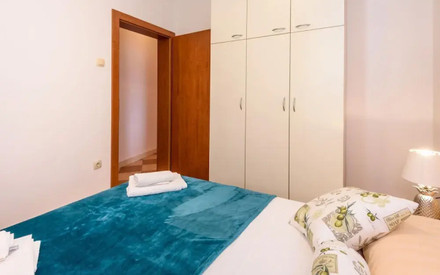 Apartments Zdravko