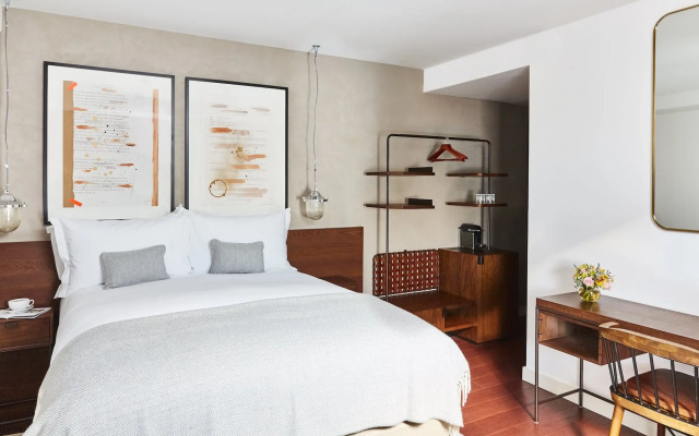 Hotel Indigo London - 1 Leicester Square by IHG