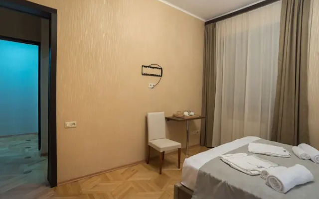 Hotel 9 rooms