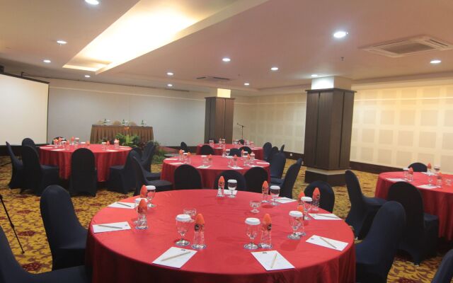 Hotel Horison Grand Serpong