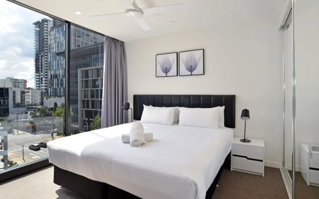 Atlas Apartments by CLLIX