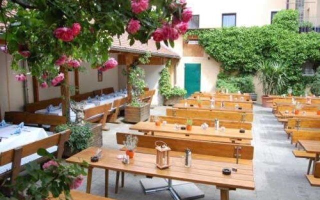 Hotel & Brauerei-Gasthof Neuwirt