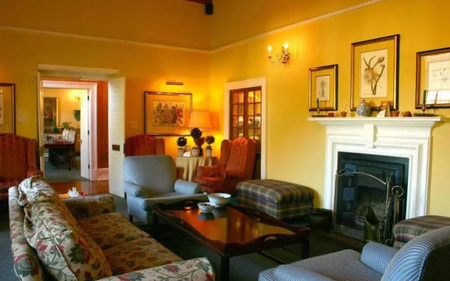 Courtyard Hotel Cape Town