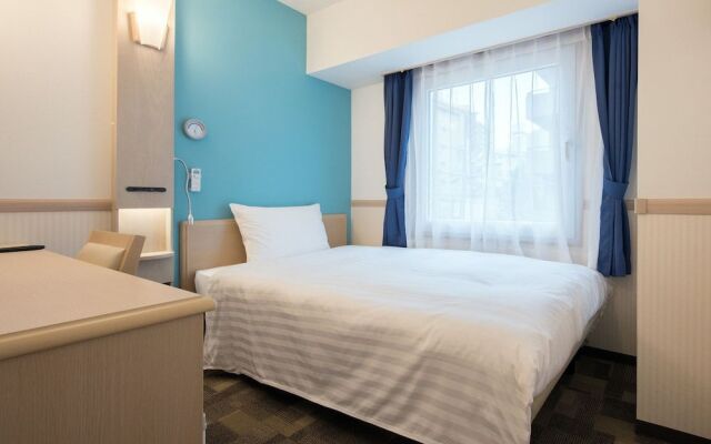 Toyoko Inn Osaka Kyobashi Sakuranomiya Hotel