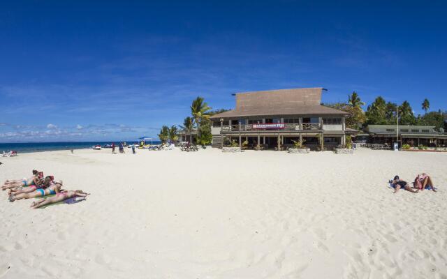 Beachcomber Island Resort