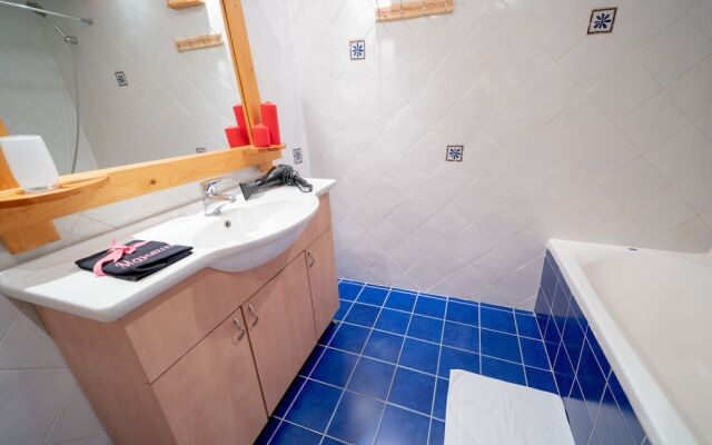 YalaRent Argaman 2BR & Balcony APT - Families only