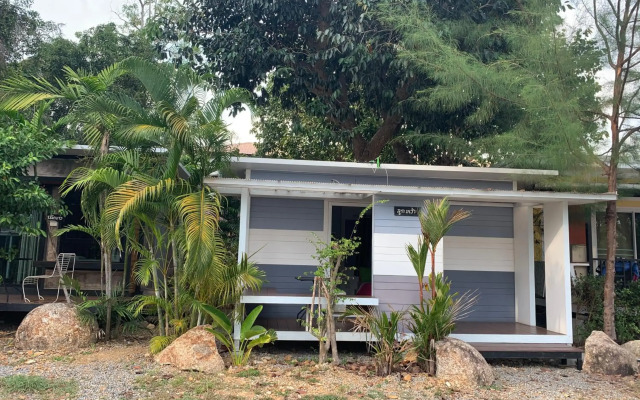 Villa Rayonghouse